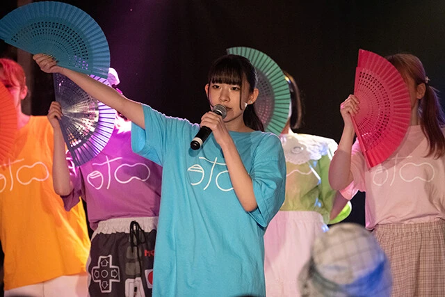 謎の存在感を見せる御守ミコ