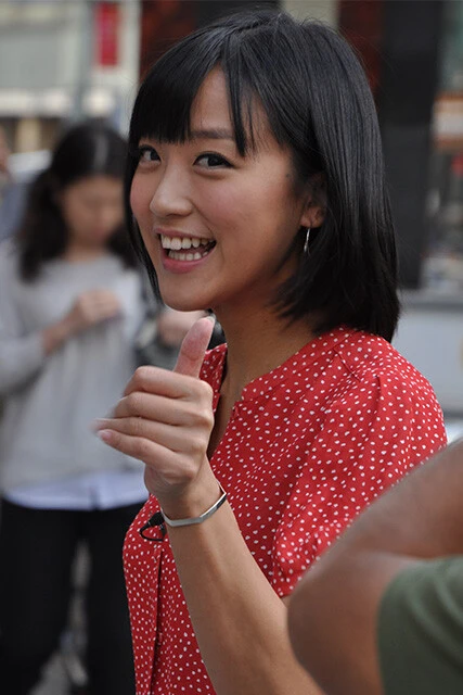 1986年1月20日生まれ、東京都出身。慶應義塾大学法学部在学中に「ミス慶應2006」に選出される。2008年にテレビ朝日に入社。その後は、スポーツやバラエティ、報道などジャンルを問わずに活躍。2020年にフリーに転身