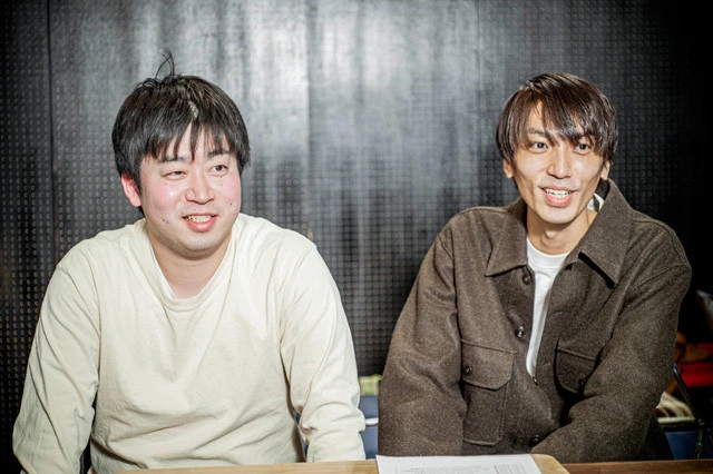 シュビシャビレの渡辺直人(左)、藤井萌人