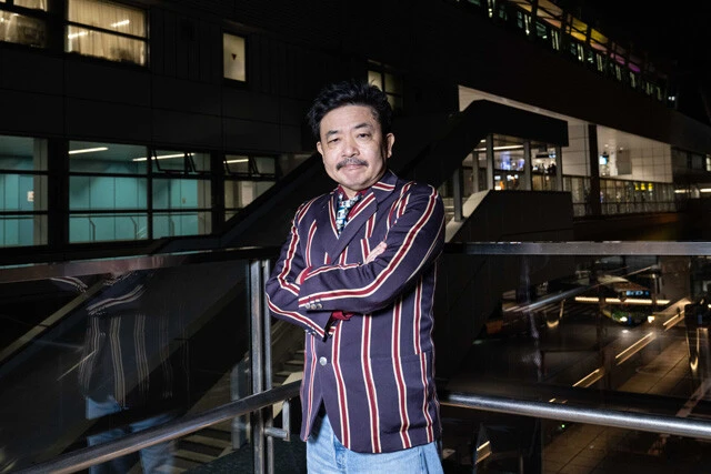 角田陽一郎×園 子温(映画監督)「音楽、マンガ、詩。中途半端なものを全部合わせると映画で100%になれた」