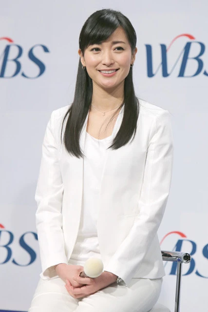 大江アナはこの4月でWBSメインキャスター8年目に。テレ東の「夜の顔」として一世一代の大勝負だ