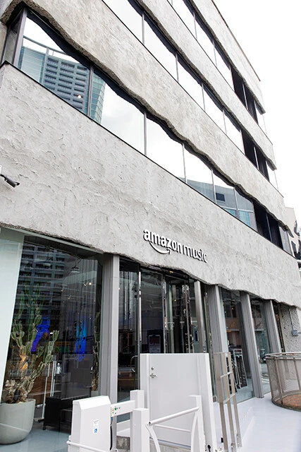 東京・渋谷の一等地にオープンした地上４階建ての「Ａｍａｚｏｎ　Ｍｕｓｉｃ　Ｓｔｕｄｉｏ　Ｔｏｋｙｏ」