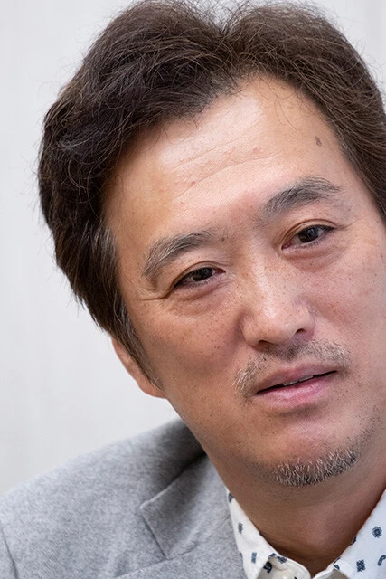 マルチな活躍で多才ぶりを発揮している大鶴義丹氏