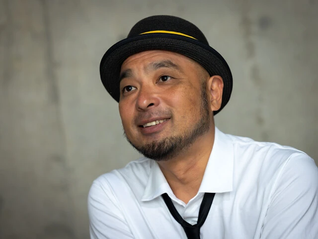 崎枝将人(マスト)=1977年3月10日生まれ。きいやま商店のほか、ノーズウォーターズのボーカル