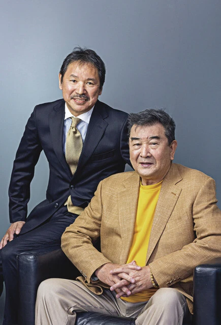 漫画家の猿渡哲也氏と俳優・歌手の小林 旭氏