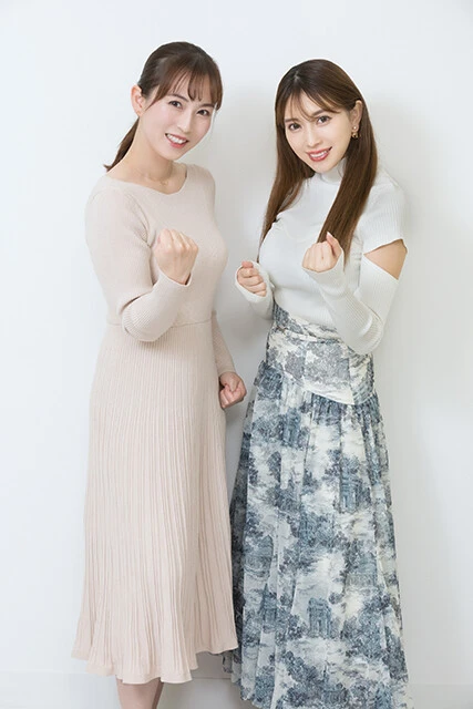 薄井しお里(左)と森咲智美(右)
