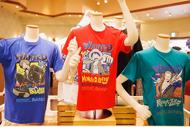 オリジナルTシャツにはルフィ、ゾロ、サンジの賞金額も！