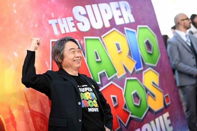 マリオの生みの親である任天堂の宮本茂氏は、「ゲーム好きな人を裏切らないこと、ゲームをやったことがない人も楽しめるようにしたかった」と記者会見で語った