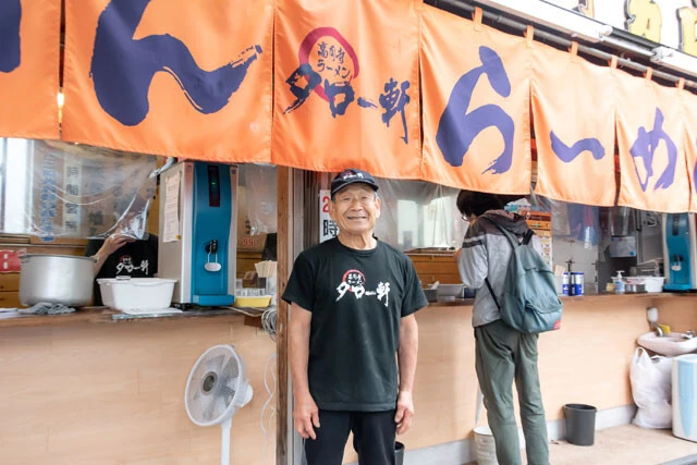 朝方でもタクシー運転手や飲み屋の店員など朝まで働く人たちが、仕事終わりに訪れるという