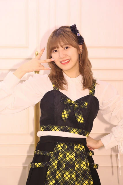 ●菅原茉椰（すがわら・まや）2000年1月10日　宮城県出身　T165cm O型　2015年5月10日、「第2回AKB48グループ ドラフト会議」において、Team Eに第1巡目で指名。2016年、19thシングル『チキンLINE』で表題曲選抜メンバーに初選出