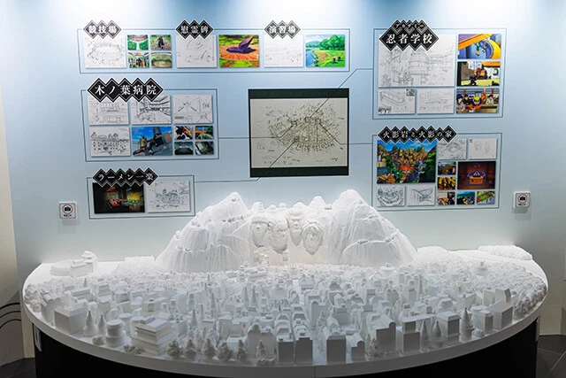 会場には木の葉隠れの里のジオラマも展示。お馴染みの舞台を立体的に感じ取ることができる