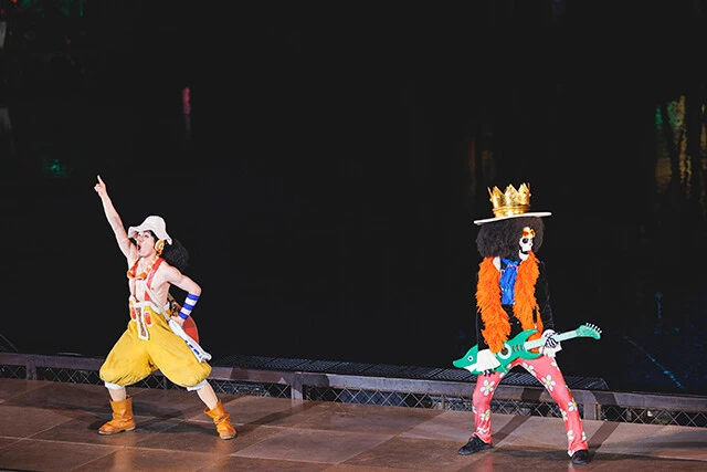 Usopp and Brook liven up the crowd