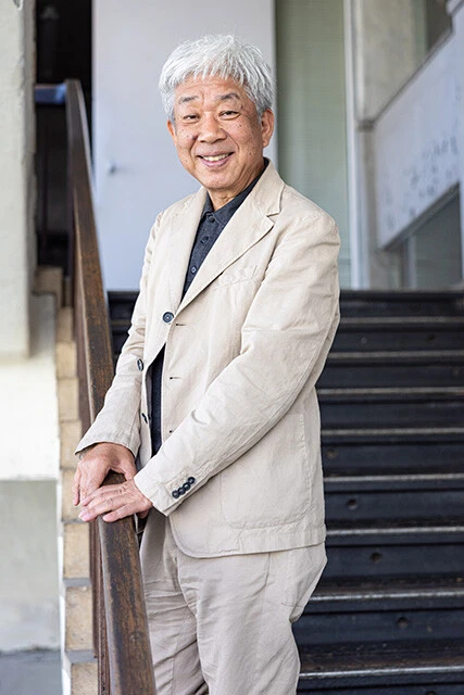 「嫌われててん。いつクビになるかもわからんし、いつでも辞めたると思ってたから、それなら好きなことしたろうと思って」と語る大﨑 洋前会長