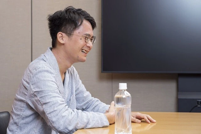 雨の日にあえて傘を差さずに演説をする候補者、日焼けサロンで肌を焼いてから夏の演説に臨む候補者......。「イメージ作りを徹底する候補者を数多く見てきた」と語る山本期日前