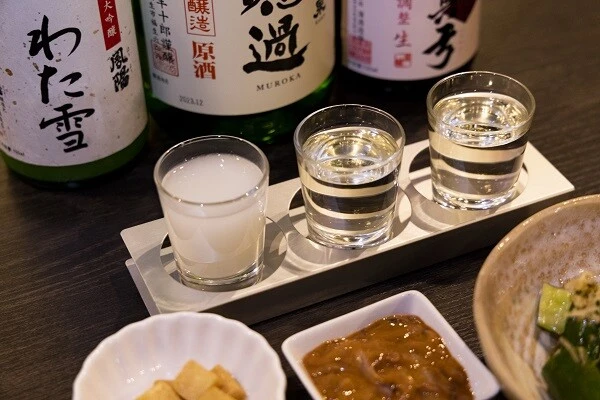 名酒センターは日本酒に合うおつまみも豊富