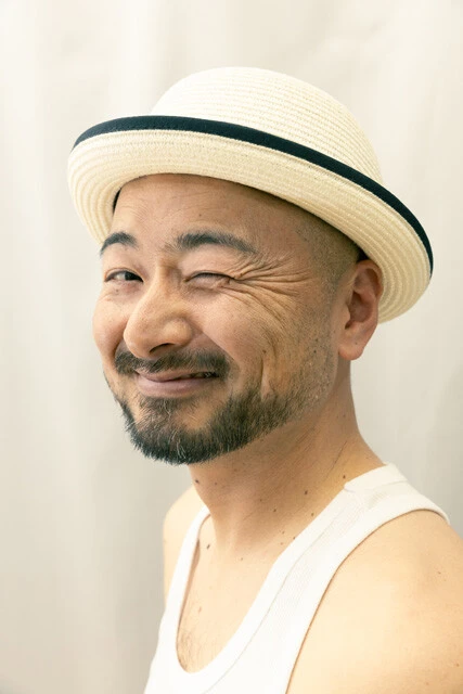 江口直人（えぐち・なおと）　1978年生まれ、佐賀県基山町出身。がっつりスケベ