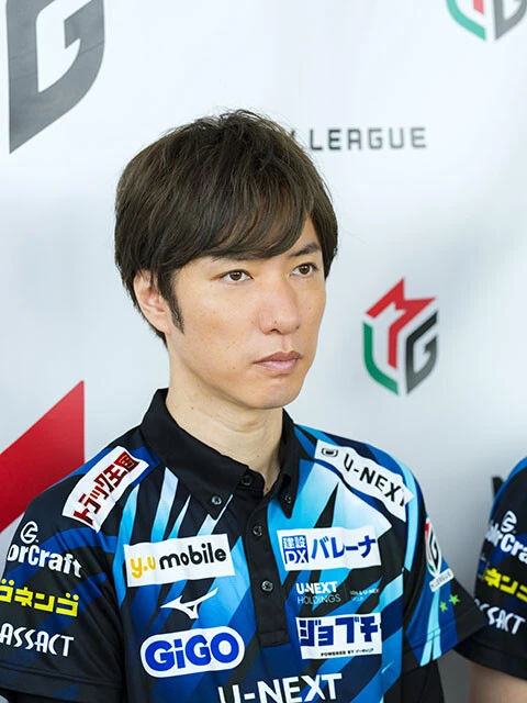 鈴木優（すずきゆう、43歳、3シーズン目）：U-NEXT Pirates