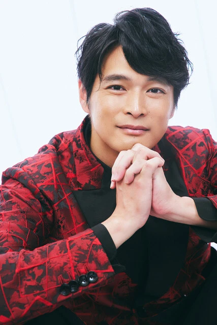 SHOW－WAの天然ボーイ・青山隼。好きな女性のタイプは品のある女性。「食事のマナーとかはもちろん鞄の中とか普段見えない部分もきちんと整理されていたりするとグッときます」