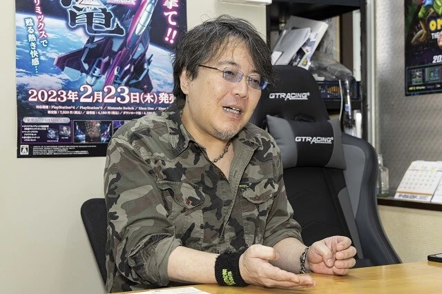 ゲーセンミカド店長の池田稔氏。高校卒業後にゲーセンで働き始め、2006年にはゲーセンミカド新宿店(現在は閉店)をオープン。ゲーム実況やバンドも行う名物店長