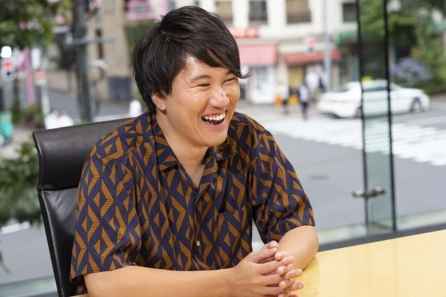 作中には「おしどり夫婦のガリバタチキンスープ」など、独特の料理名が多数登場。これらは「クックパッドで旨そうだったもの、かつ、語呂がいいものを引っ張ってきています(笑)」とのこと