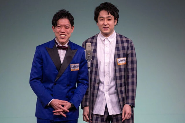 滝音（吉本興業）さすけ（左）、秋定遼太郎（右）