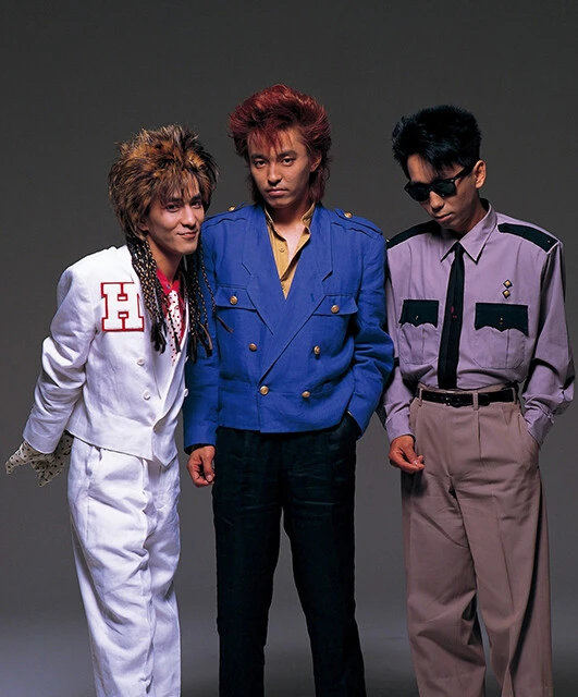 1984年のデビュー当時のプロモーション用写真より。木根氏いわく「当時からてっちゃん（小室哲哉）はいい曲書いてたんだよ」／©Sony Music Labels Inc.