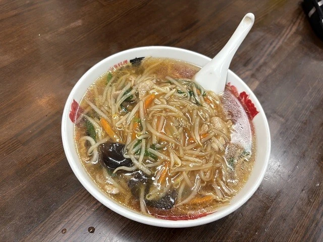 「もやしそば」（900円）