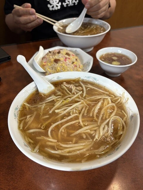 「もやしそば」（900円）