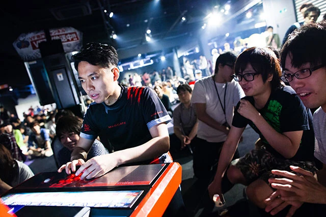 2014年7月、「第4回TOPANGAチャリティーカップ」に出場したときど氏(撮影・写真提供/大須晶)