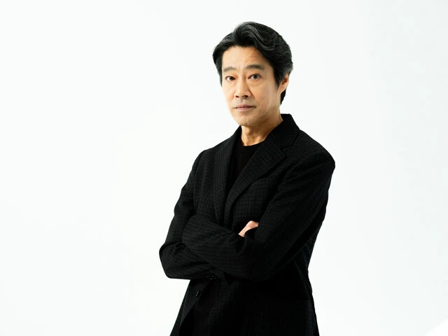 雪吹きすさぶ地のおんぼろ宿の宿主・べん造を演じた堤真一氏