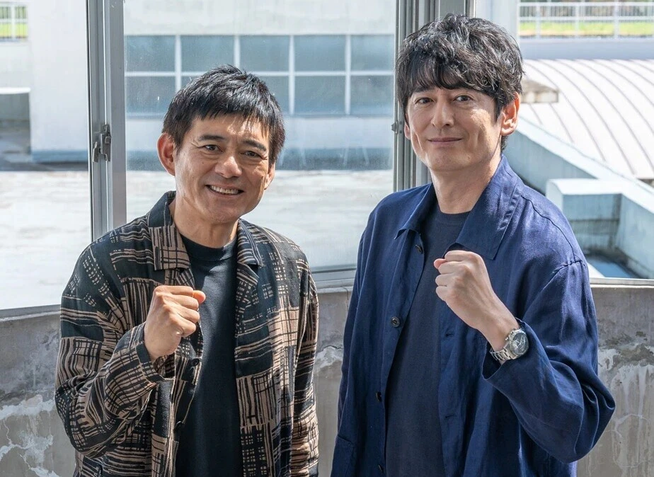 〝日本一穏やかな漫才師〟博多華丸・大吉が33年間の歩みを振り返る！