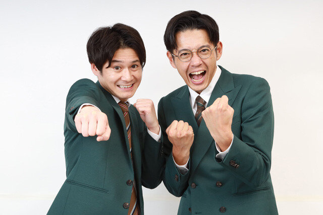 トット（2009年結成）　多田智佑（左）　桑原雅人（右）