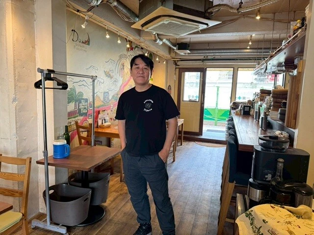 【ピエール瀧の「萌え萌やしソバ探訪録」】27杯目「ペペロンチーノ風醤油味!?　ハワイアンスタイルのもやしソバ」