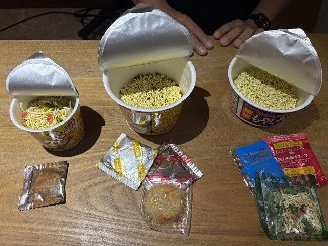 乾燥具材か生タイプか。先入れか後入れか。材料や作り方もさまざまです