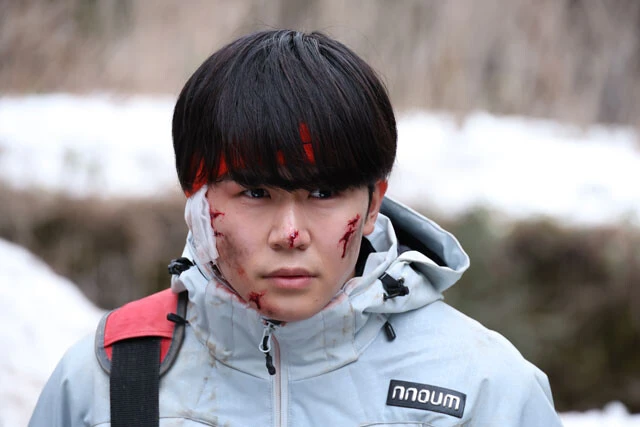 ヒグマとの死闘を演じた鈴木福。ポジティブでかわいげのある役柄が本人ともリンクする