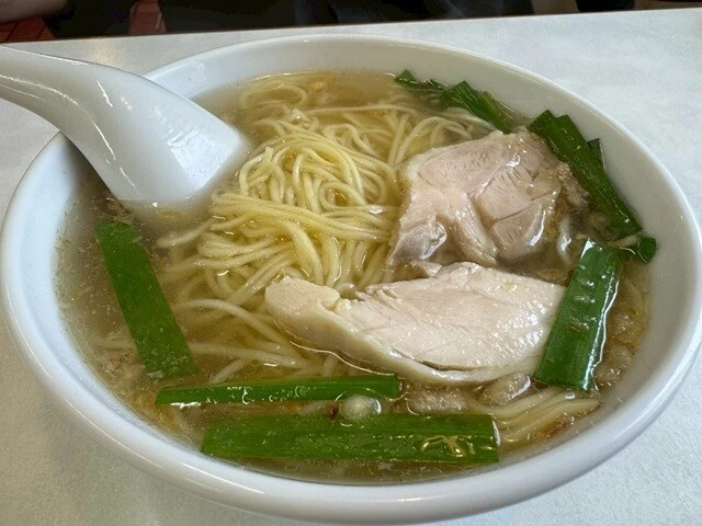 塩味であっさりしている 台湾風ミニ麺「チャガミ」（540円）