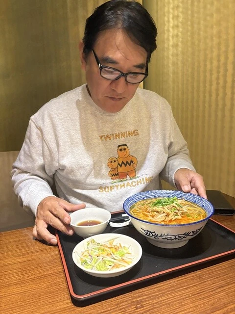 赤酢は別になっていて、自分の好みの量を入れられる