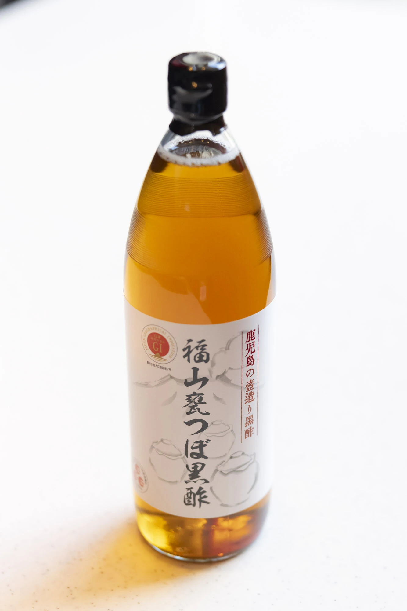 使用したGI産品　２鹿児島の壺造り黒酢（鹿児島県）
