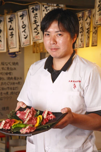 「あっさりしていて牛肉の倍は食べられます」と赤沼宏店長
