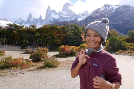 あの有名ブランドの服を着て、ロゴマークのモデルとなったフィッツロイ山との撮影に成功!