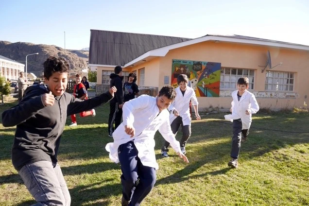 さすがアルゼンチン。どこでも必ずサッカーしてるね