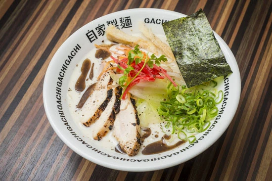  冷やしＷＨＩＴＥ（二丁目つけめんＧＡＣＨＩ）