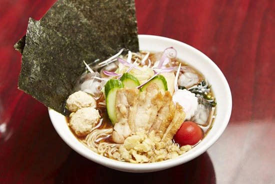  山形名物　特製つったい（冷たい）ラーメン（麺ダイニングととこ）