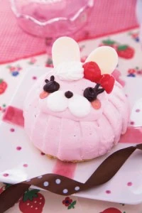 バニラ苺うさぎ(chocoholic 東武池袋店)