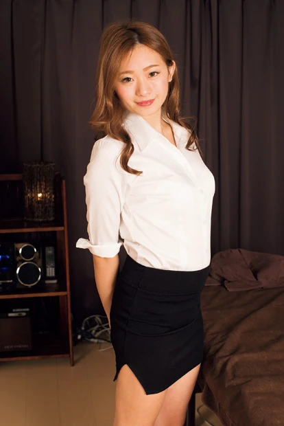 指名ナンバーワン、23歳のモデル系美女・森山あんなさん