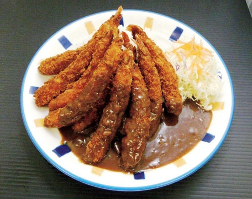  ガツ盛り10本のエビフライカレー（尾張一宮ＰＡ／下り［愛知県・名神道］）
