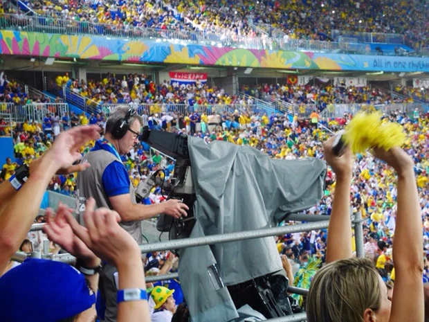 レシフェから一変。サポーターで埋まった客席