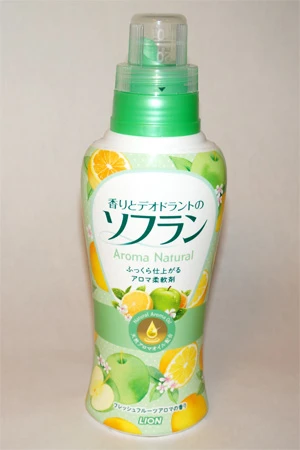 香りとデオドラントのソフラン アロマナチュラル フレッシュフルーツアロマの香り(ライオン)650ml オープン価格/実勢価格400円