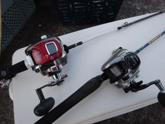 今回は波立つことも考慮して、柔らかめと硬めの２本のロッドを用意