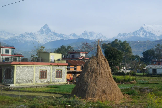 アンアプルナ連峰。景色は天気に左右されるので、早朝を狙ってなんとか拝めました!